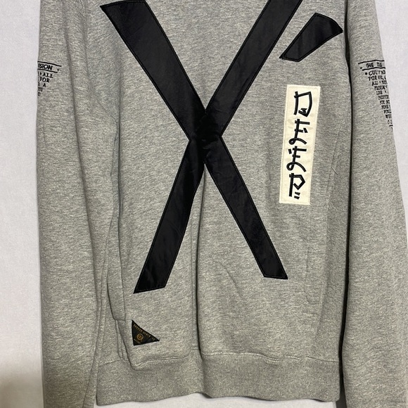 10.Deep USA Crewneck Sweater - Picture 2 of 5